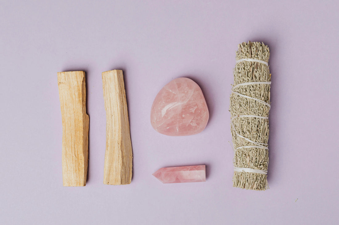 Comment recharger un quartz rose ? Méthodes naturelles et conseils pratiques