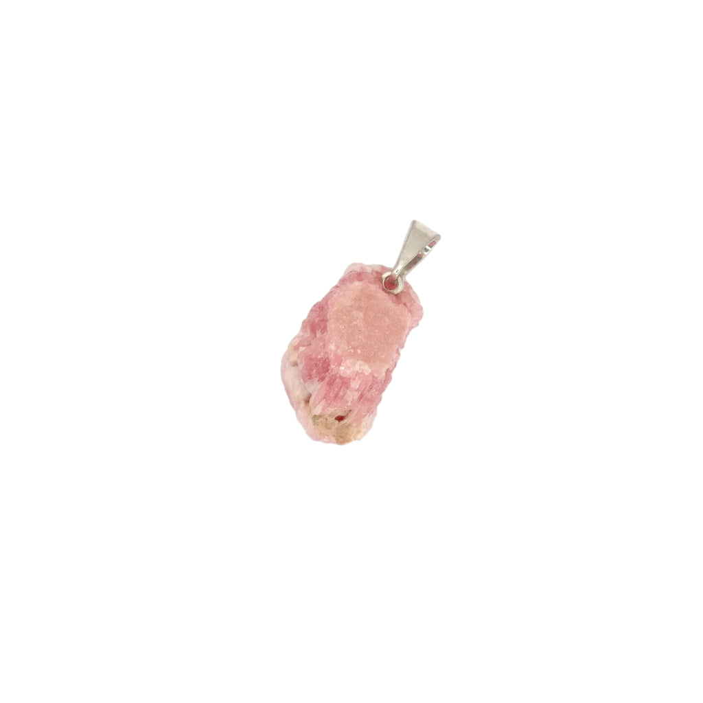 Pendentif pierre brute en rhodochrosite d'Argentine de qualité AA, de couleur rose clair et rose foncé, de forme allongée en trapèze.