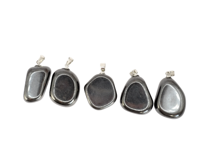 Pendentifs pierre roulée en hématite de Chine de qualité A+
