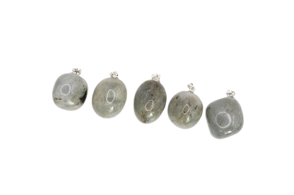 Pendentifs pierre roulée en labradorite de Madagascar de qualité A