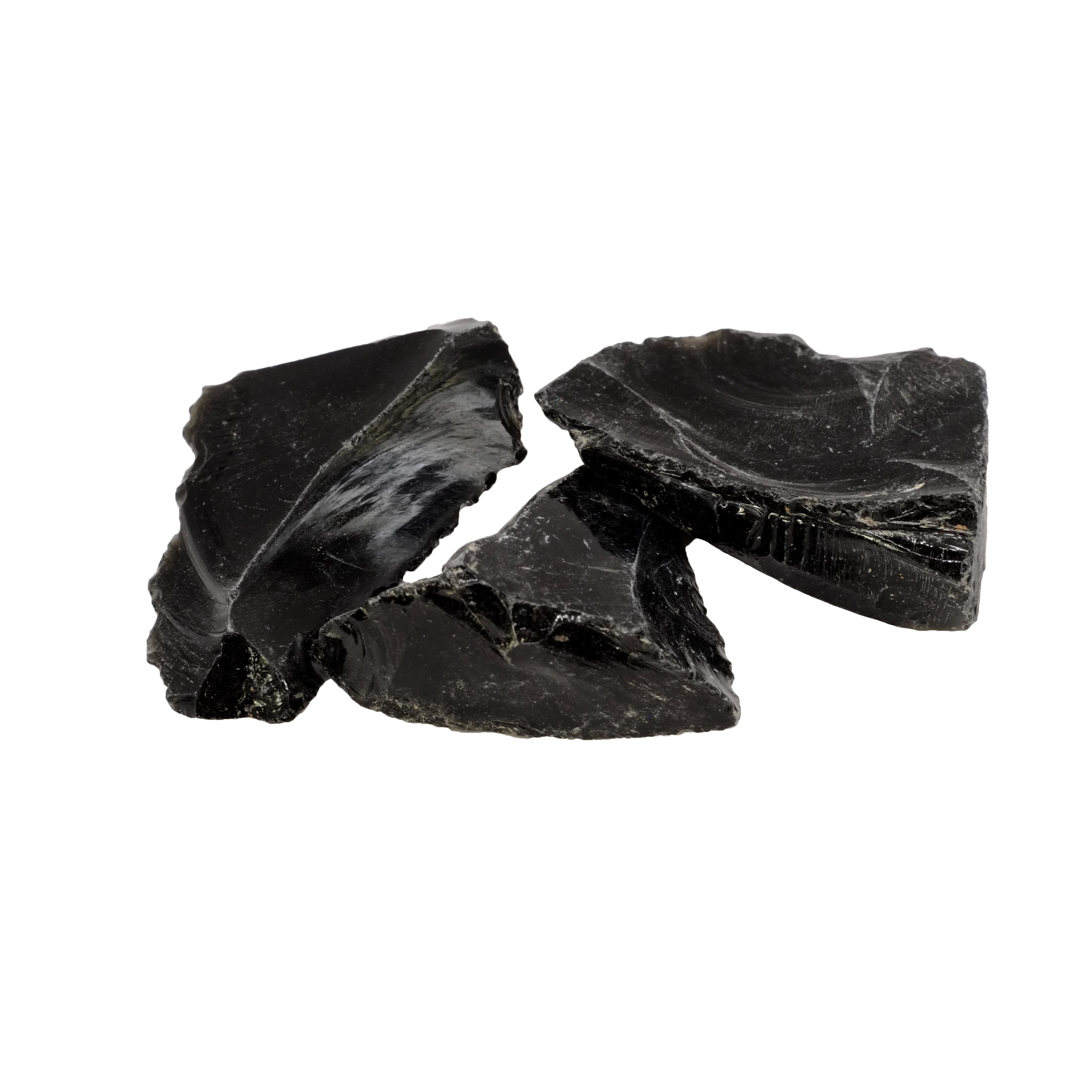 Petites pierres brutes en obsidienne noire de qualité A provenant du Mexique.