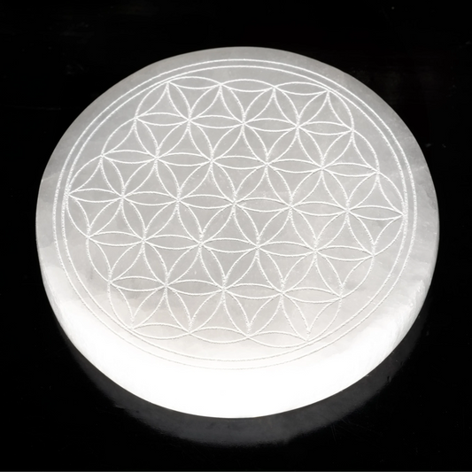 Plaque ronde en sélénite du Maroc de qualité A+ (Élevée), avec motif "fleur de vie".