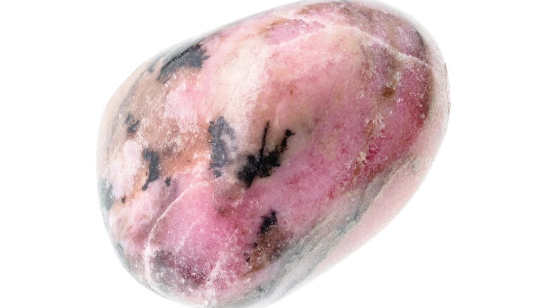 Photo d'une pierre roulée de rhodonite - Blog les vertus des pierres en lithothérapie